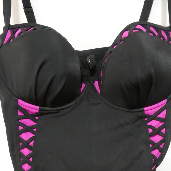 TORRID | size 2 | Black & Pink Lattice Peekaboo Push Up Demi Swimsuit One Piece - Picture 4 of 14
